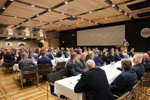 Hans Ahola 70 år välgörenhetsseminarium