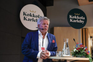Hans Ahola 70 år välgörenhetsseminarium