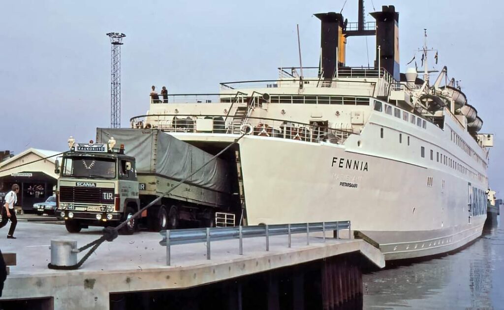 M/S Fennia operated on the Vasa–Sundsvall route. Here we are coming from Trondheim.